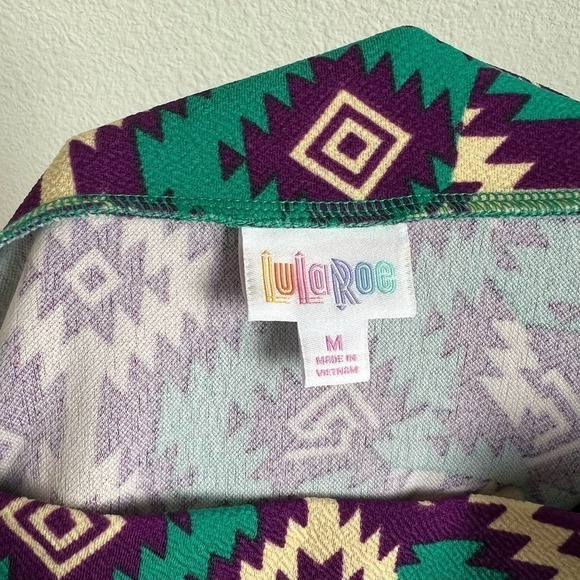 LULAROE Cassie Pull On Pencil Skirts Bundle Stretch Southwest Geometric Medium - Picture 4 of 4